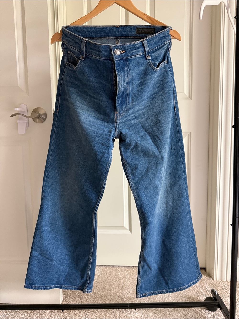 Zara Women’s Marine Wide Leg Cropped Jeans - Medium Wash